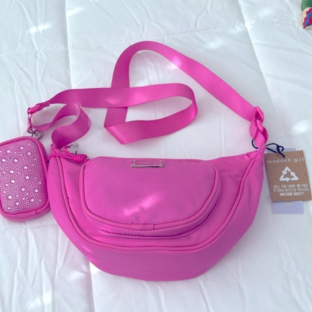 Madden Girl Pink Crescent Hobo NWT Bag. MA3